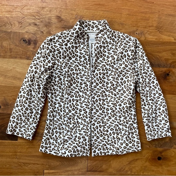 Doncaster Snow Leopard Print Stand Collar Blazer Jacket - Picture 4 of 12